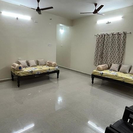 Annamaiah Premium Guest House Tirupati Exterior foto